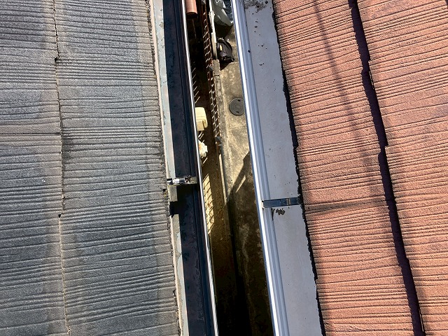 スレート板の端部